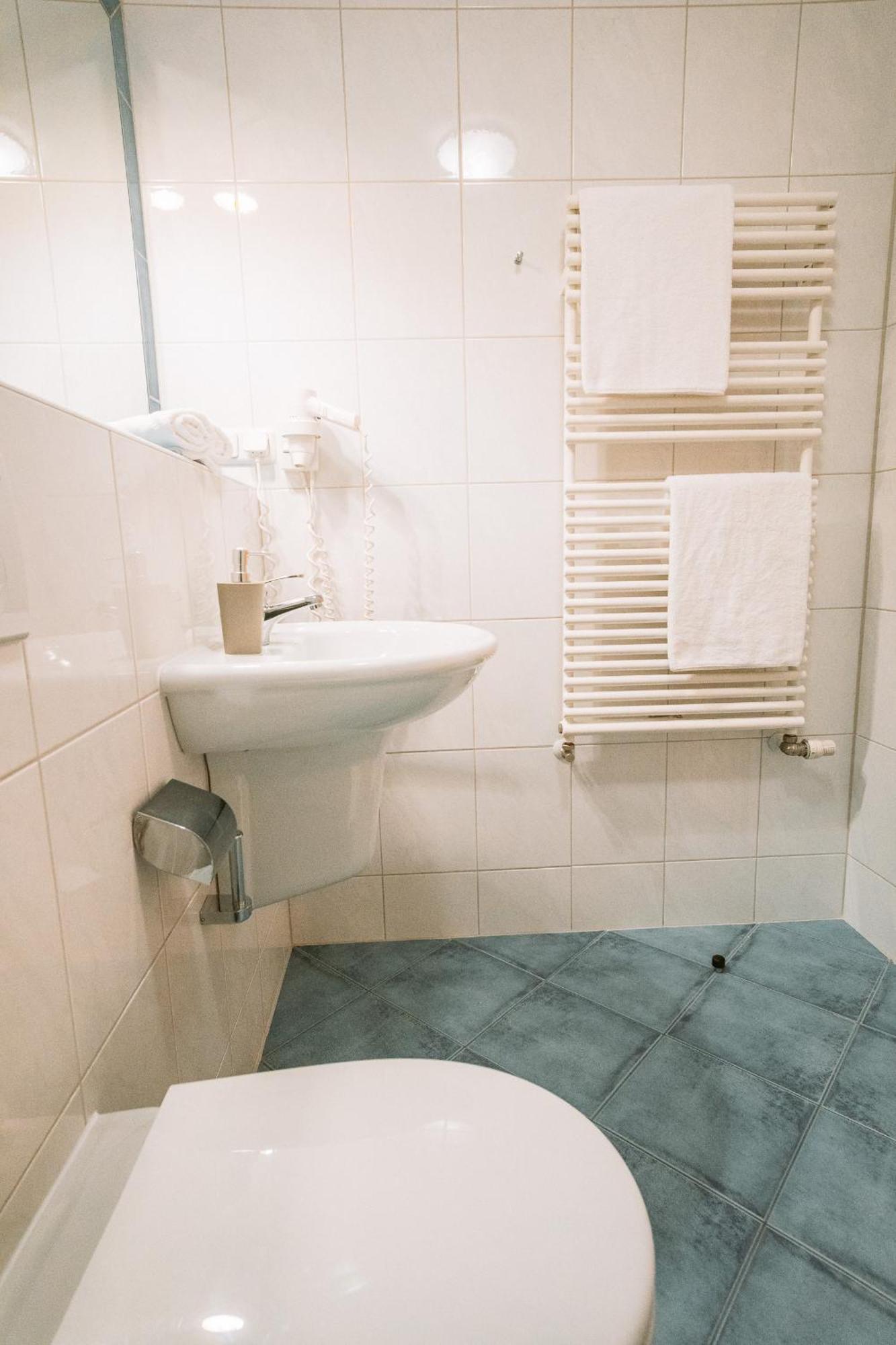 Hahnenkamm Hostel روتته الغرفة الصورة